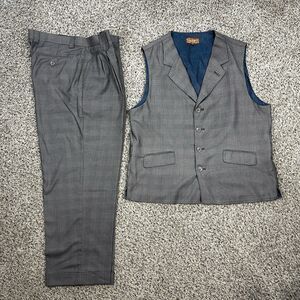 Vicci Uomo 2 Piece Men's Grey Plaid Paisley Vest and Pants Set Sz L / 38